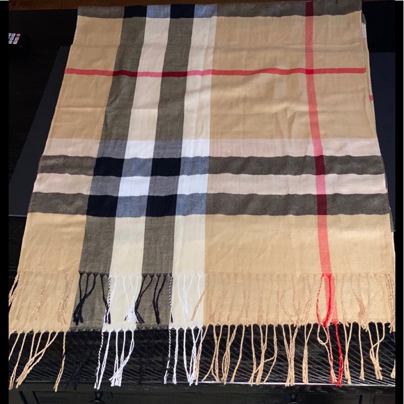 Stylish scarf - Picture 3 of 5